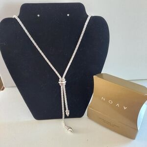 Vintage Avon Silvertone Lariat 19" Slider